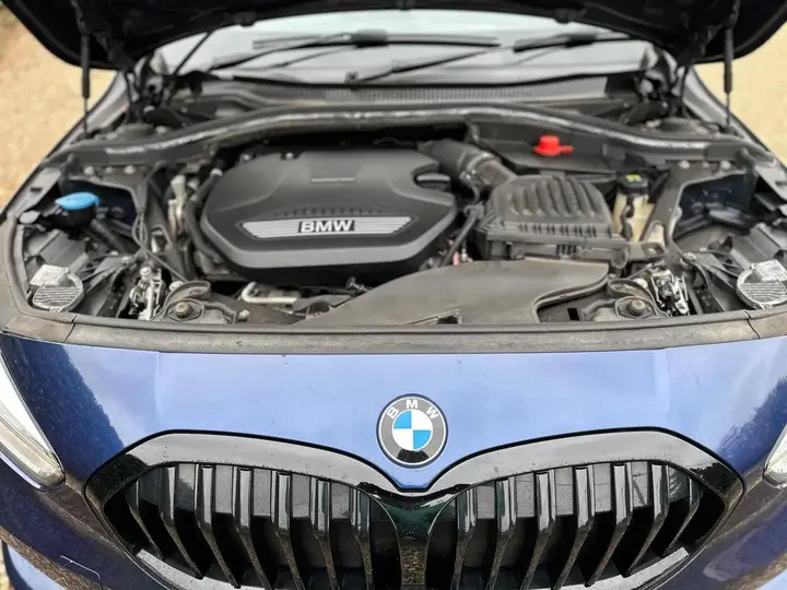 BMW 1 Series 2020 photo 5