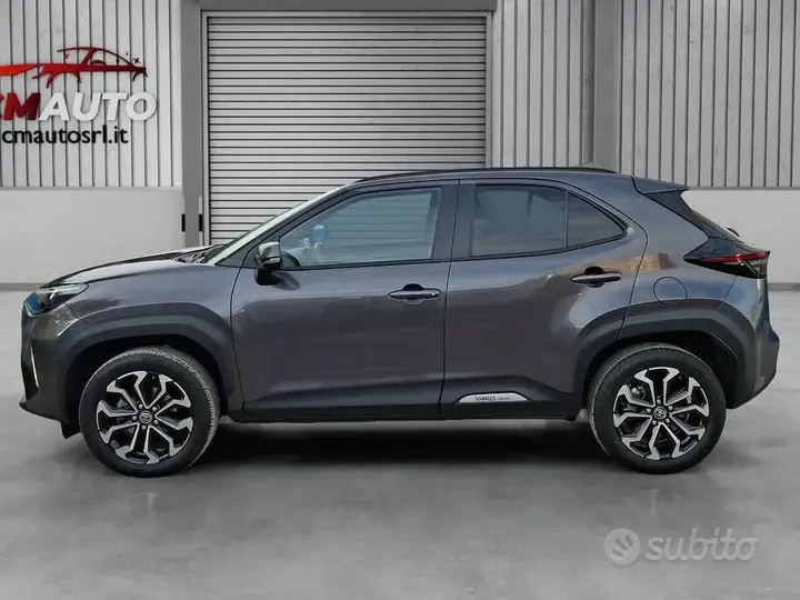 Toyota Yaris Cross 2023 photo 2