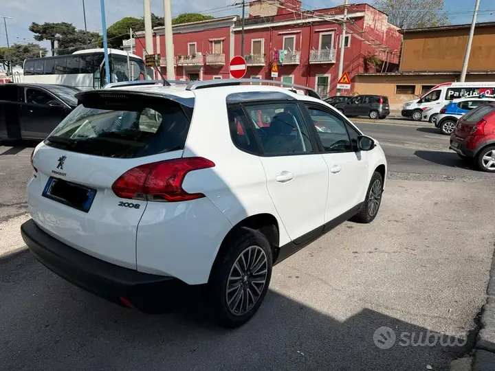 Peugeot 2008 2015 photo 4