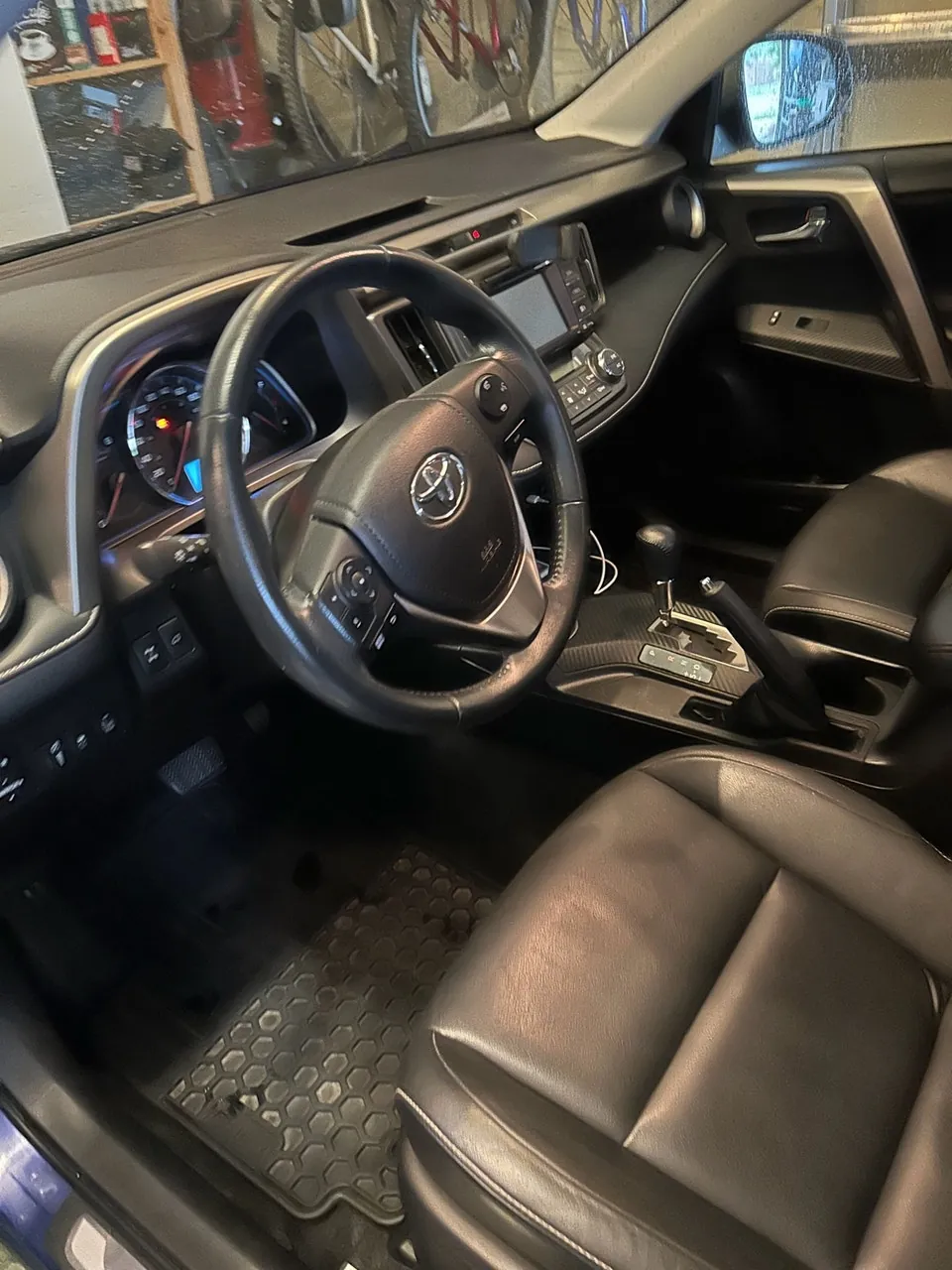 Toyota Rav4 2015 photo 5