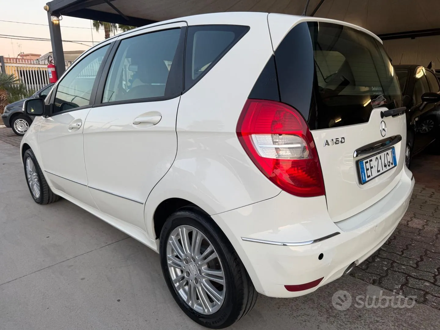 Mercedes-Benz A-Class 2011 photo 3
