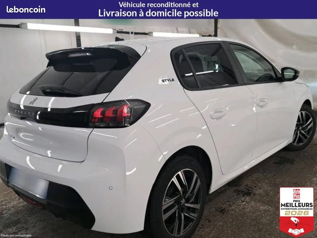 Peugeot 208 2023 photo 3