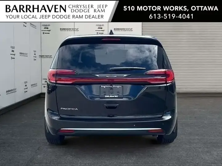 Chrysler Pacifica 2027 photo 4