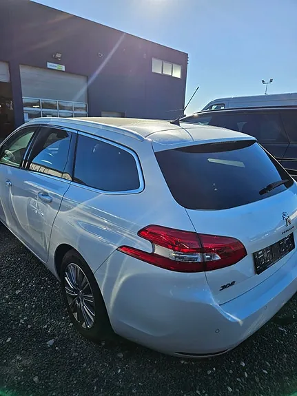 Peugeot 308 2019 photo 2