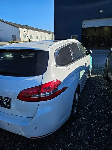 Peugeot 308 2019 photo 3