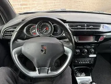 Citroen Ds3 2013 photo 3