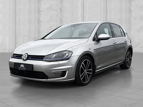 Volkswagen Golf 2015 photo 2