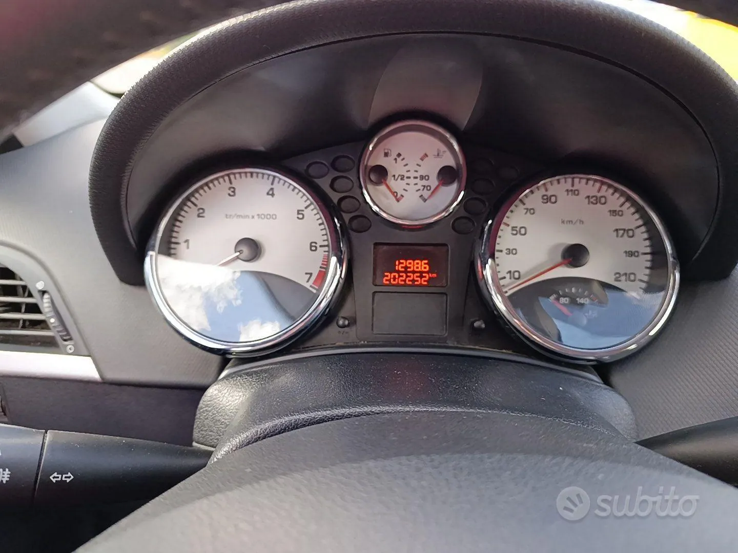 Peugeot 207 2007 photo 3