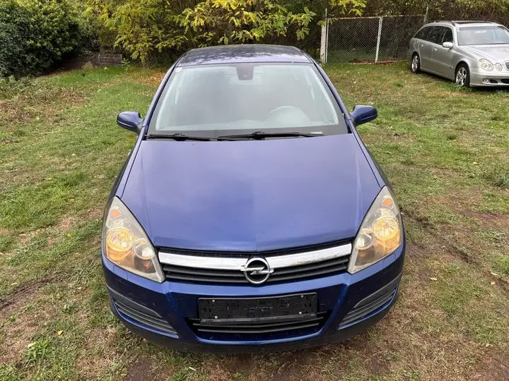 Opel Astra 2007 photo 2