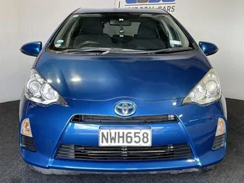 Toyota Aqua 2014 photo 3