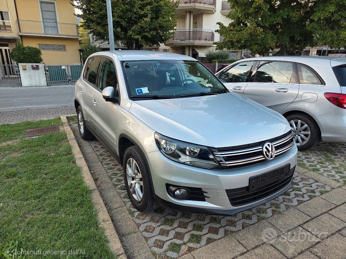 Volkswagen Tiguan 2012 photo 2