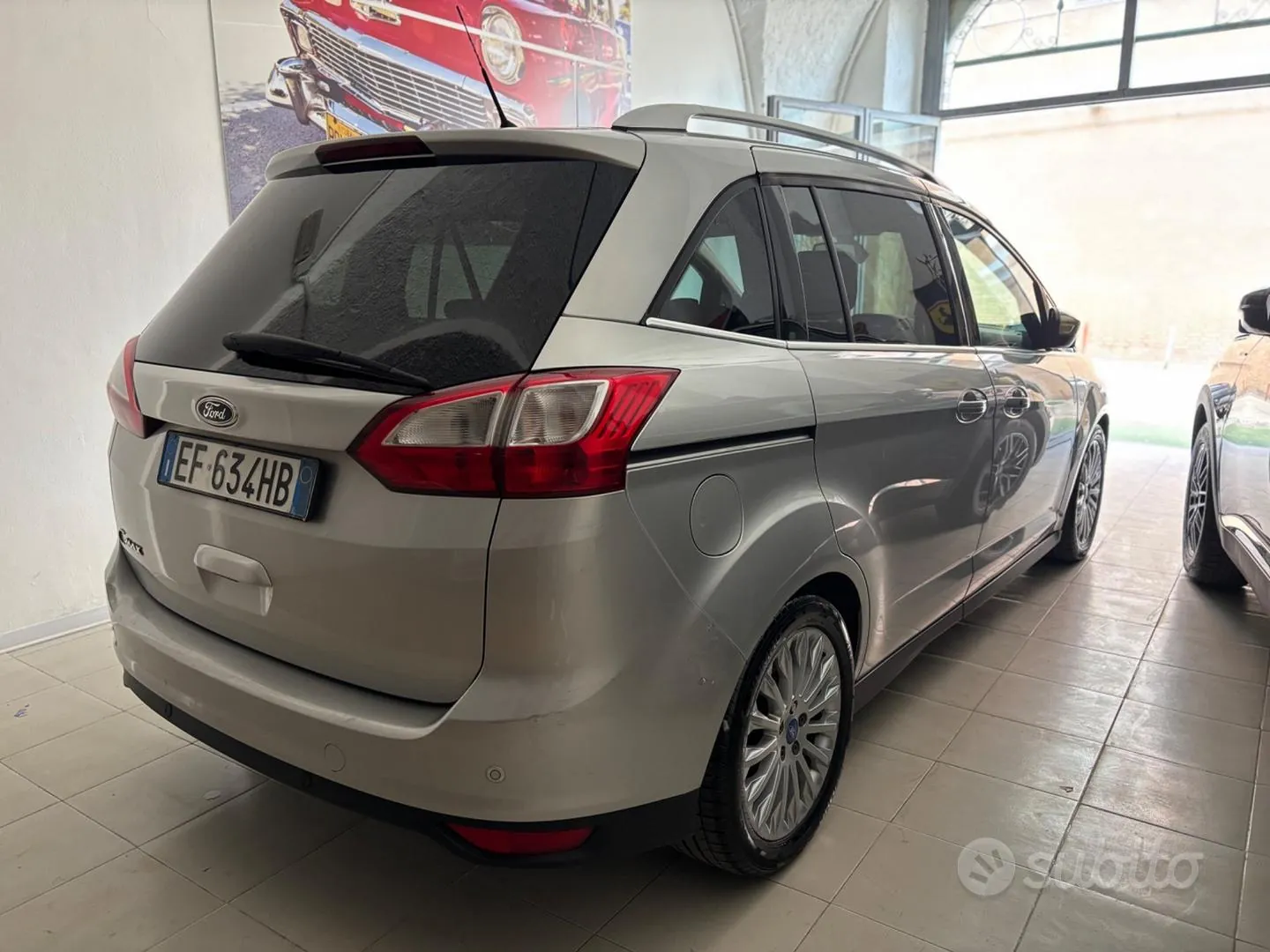 Ford C-Max 2011 photo 2