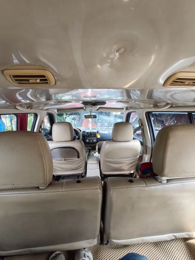 Ford Everest 2009 photo 2