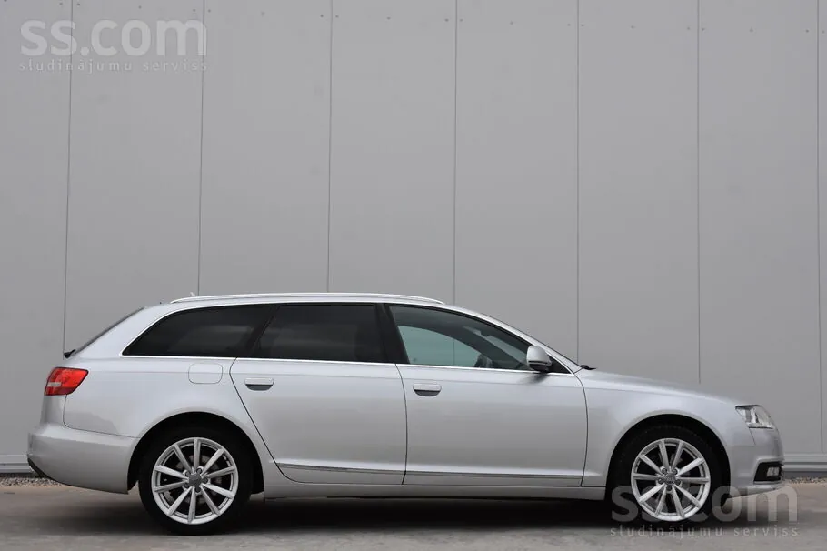 Audi A6 Avant Quattro 2011 photo 5