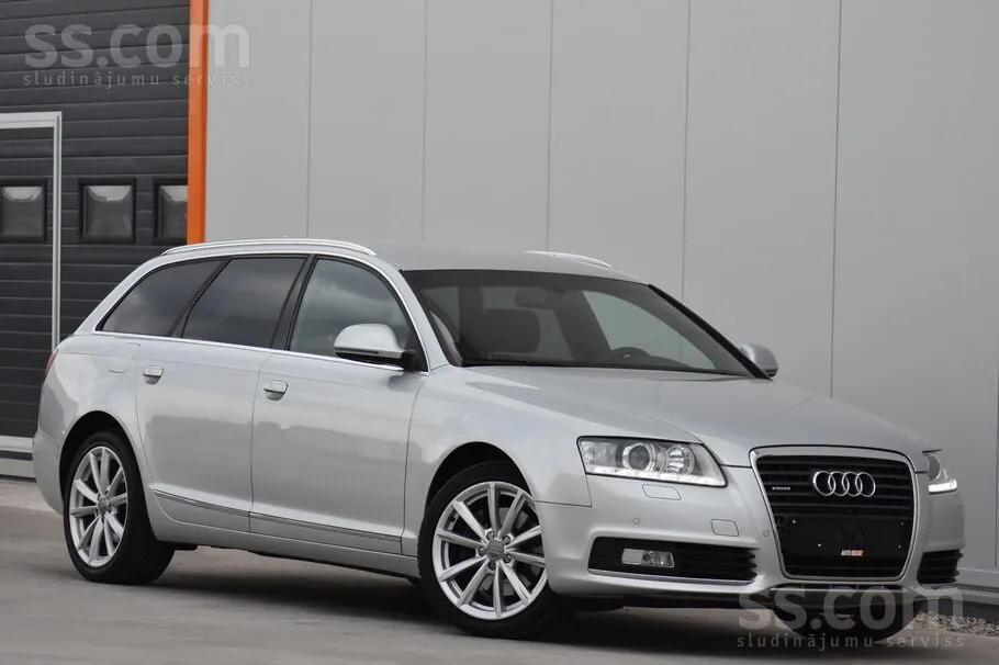 Audi A6 Avant Quattro 2011 photo 4