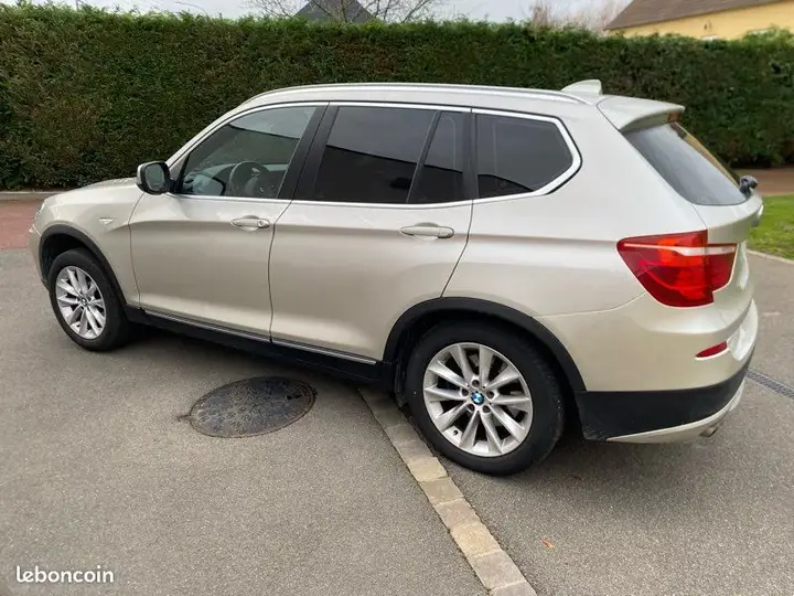 BMW X3 2012 photo 2