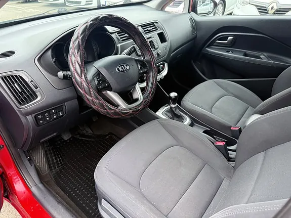 Kia Rio 2013 photo 5