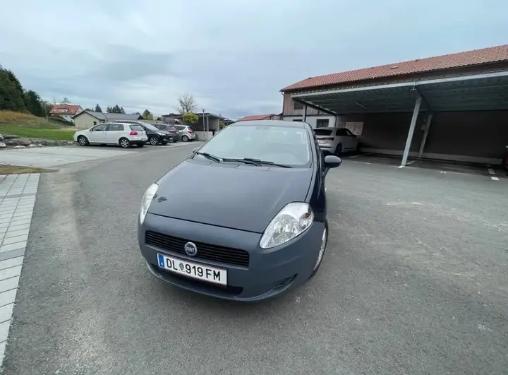 Fiat Punto 2006 photo 2
