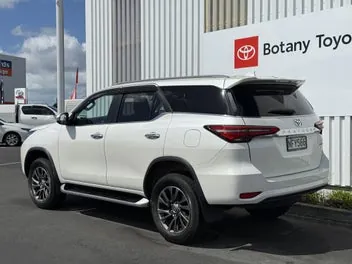 Toyota Fortuner 2021 photo 5