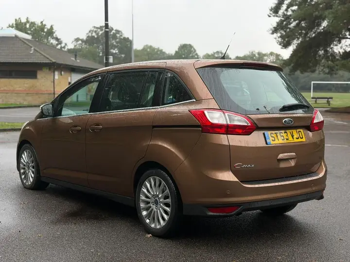 Ford Grand C-Max 2014 photo 4