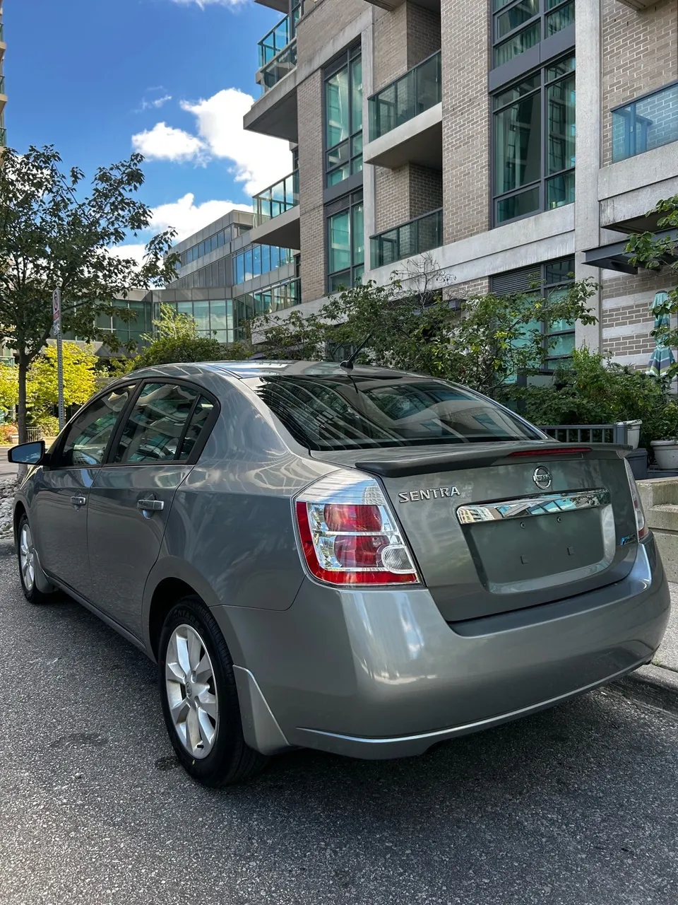 Nissan Sentra 2012 photo 3