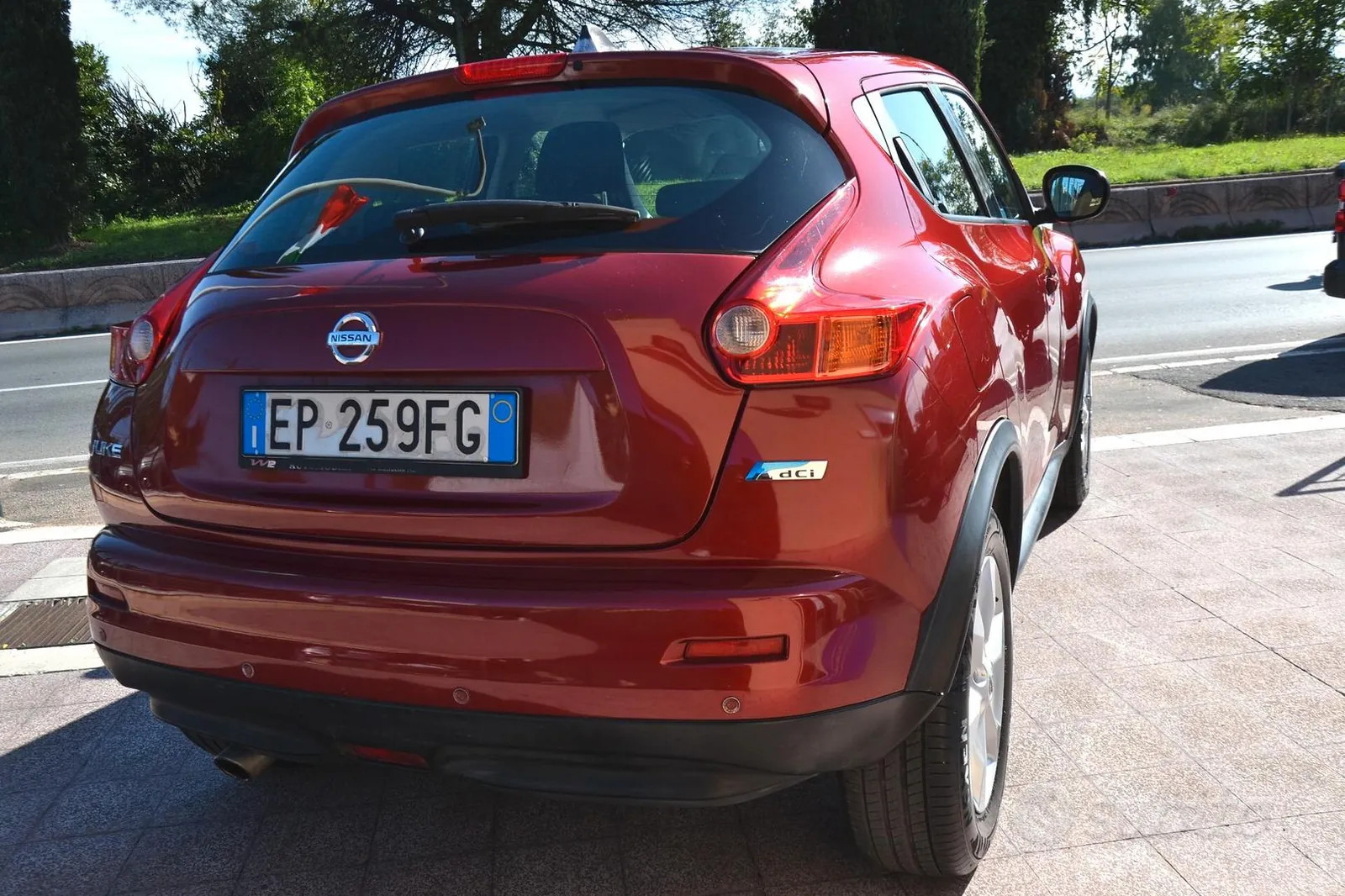 Nissan Juke 2012 photo 5