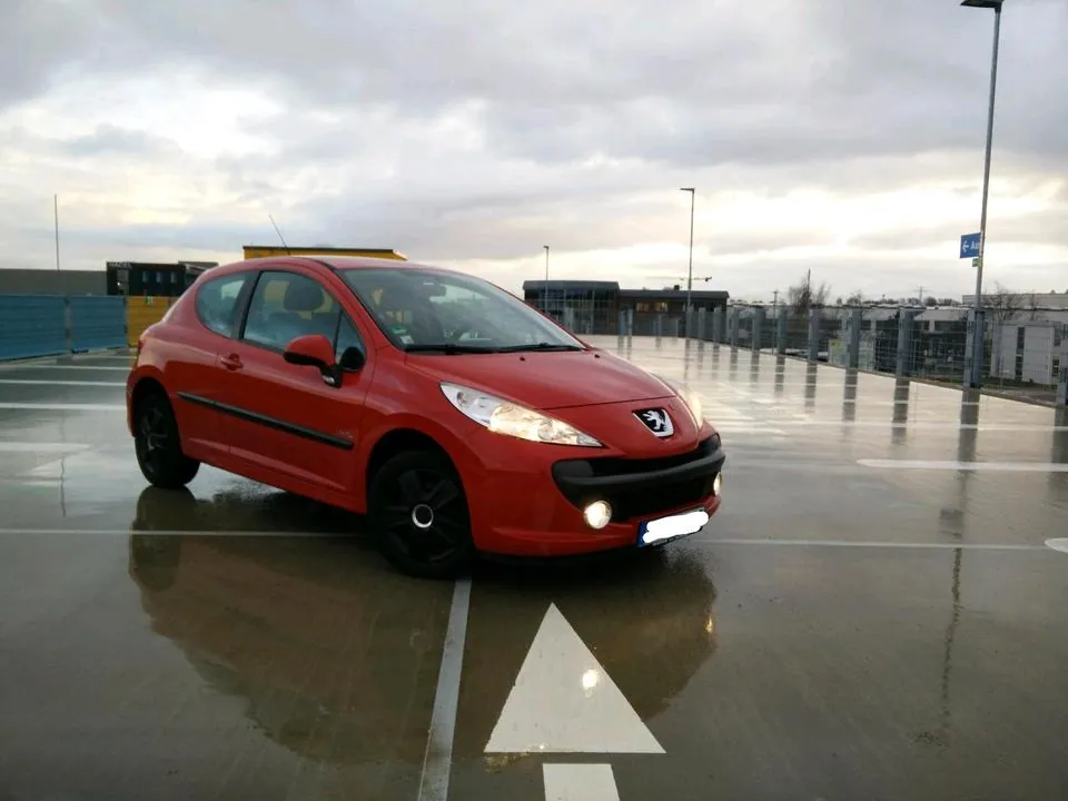 Peugeot 207