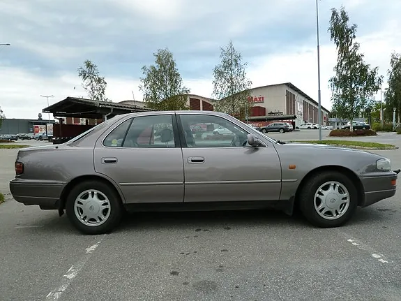 Toyota Camry 1992 photo 4