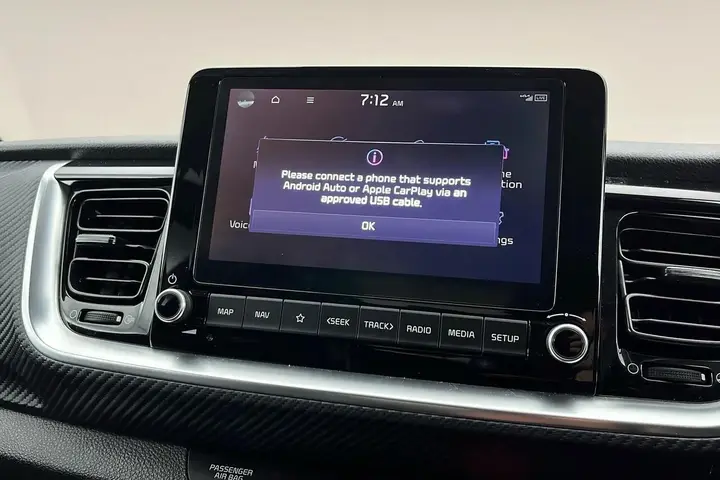 Kia Stonic 2023 photo 5