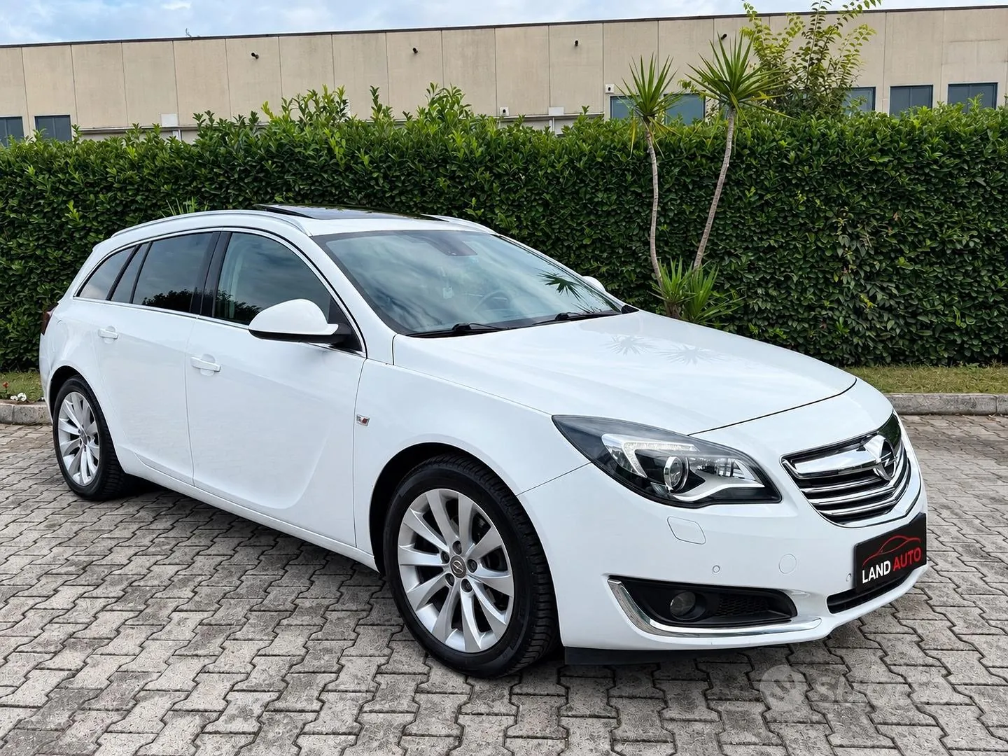 Opel Insignia 2014 photo 2