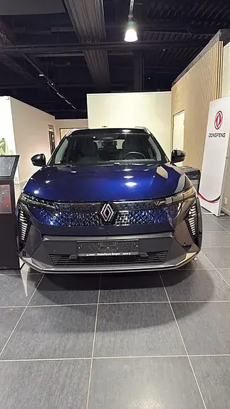 Renault Scenic 2024 photo 2