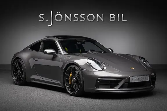 Porsche 911 Carrera 4 Gts