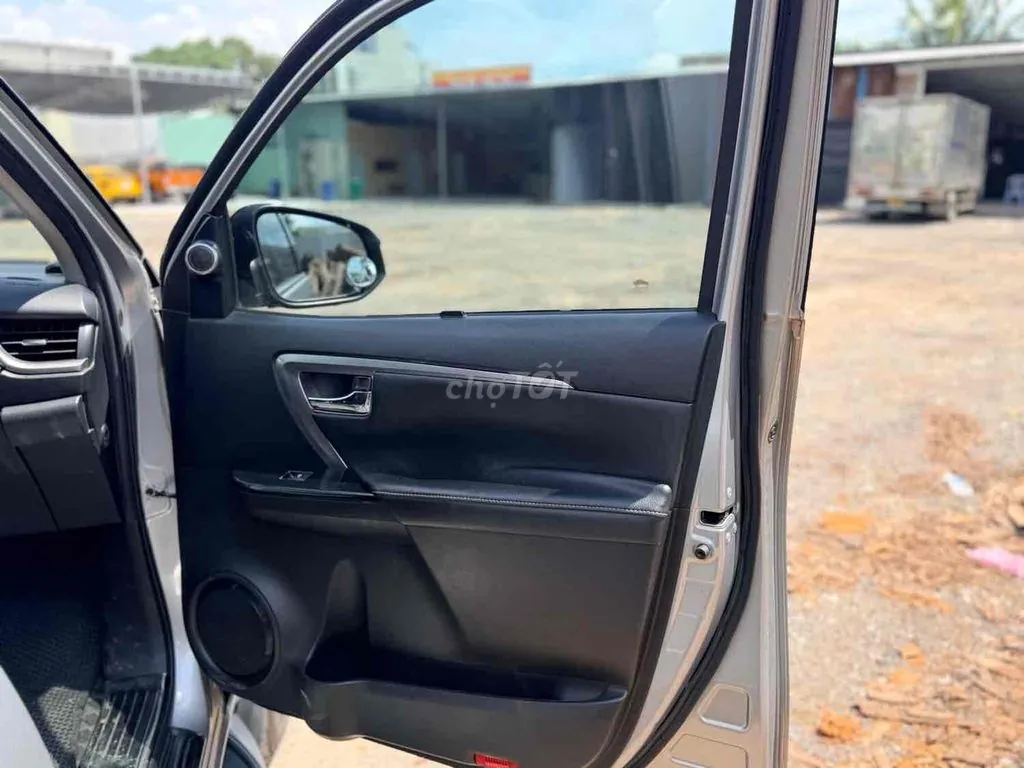 Toyota Fortuner 2021 photo 2