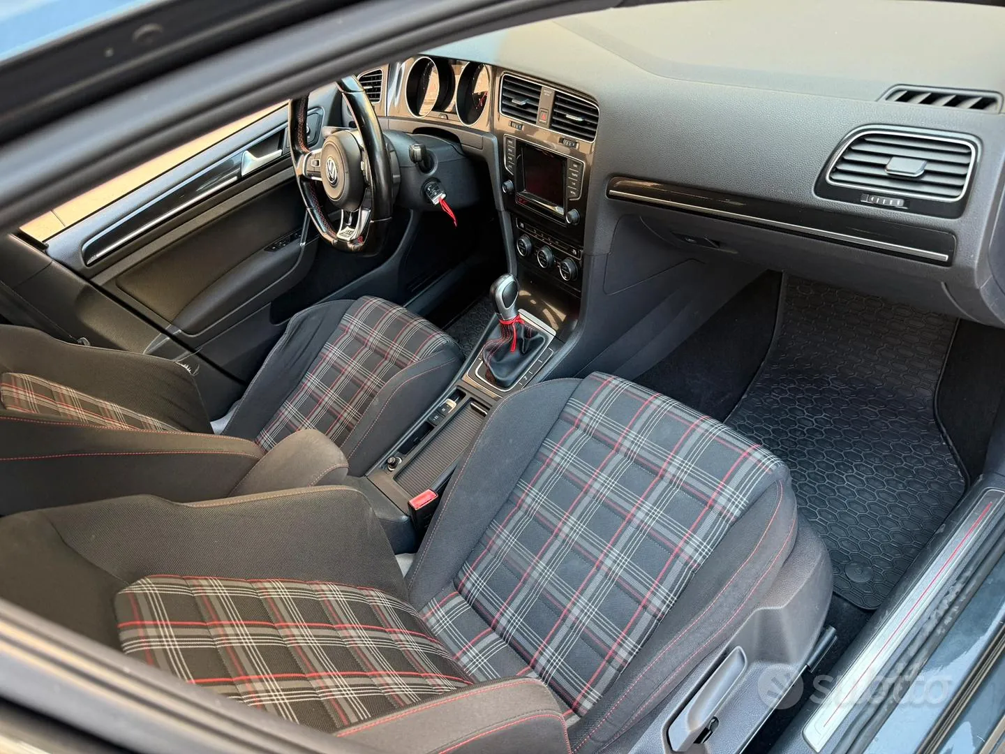 Volkswagen Golf 2015 photo 5