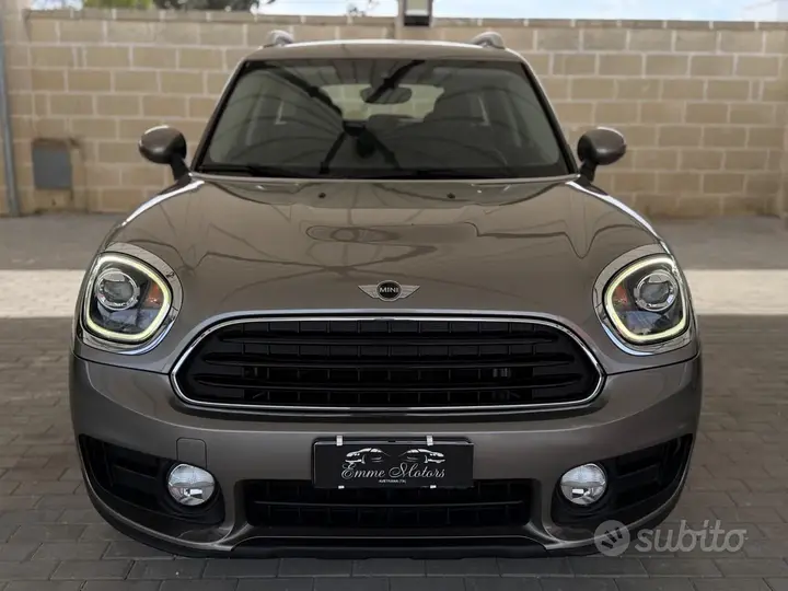 Mini Countryman 2017 photo 2
