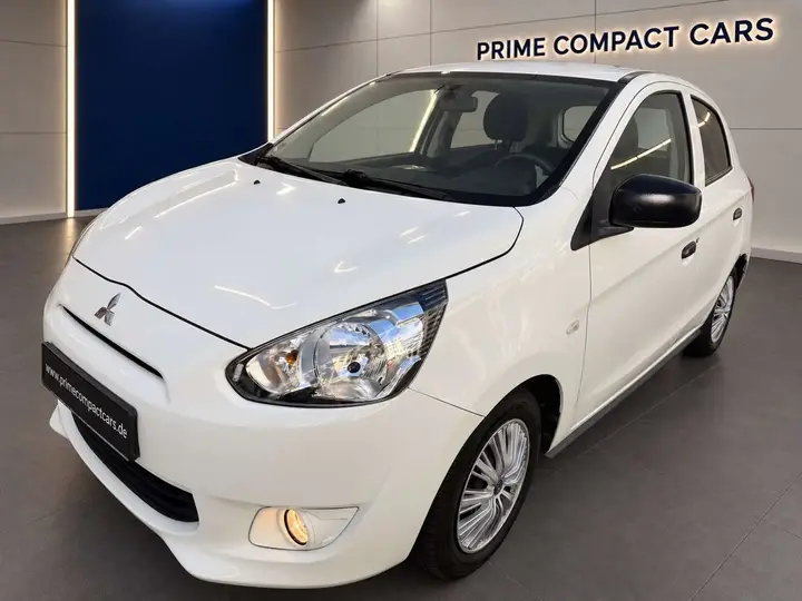 Mitsubishi Space Star 2015 photo 2
