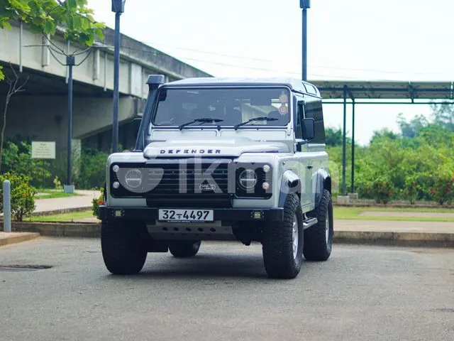 Land Rover Defender 2007 photo 2