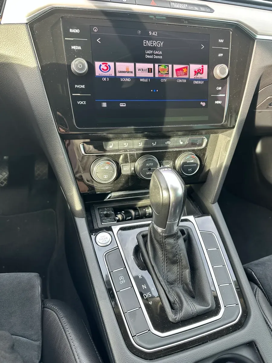Volkswagen Passat 2017 photo 3