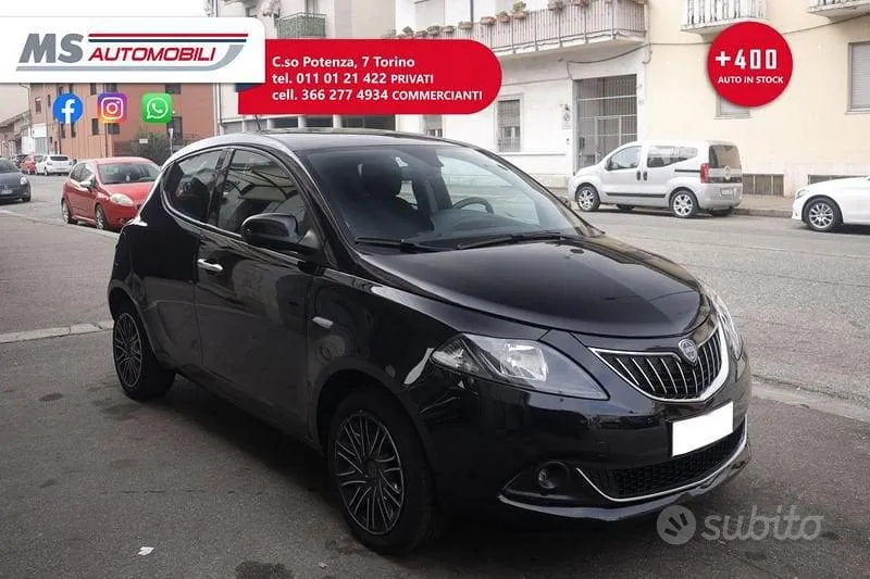 Lancia Ypsilon