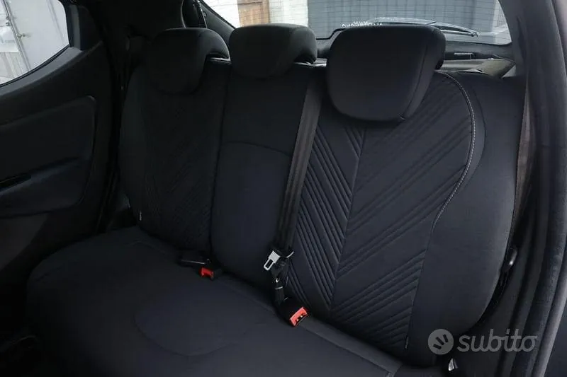 Lancia Ypsilon 2023 photo 3