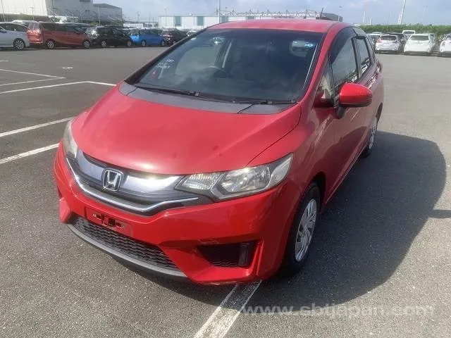 Honda Fit 2014 photo 2