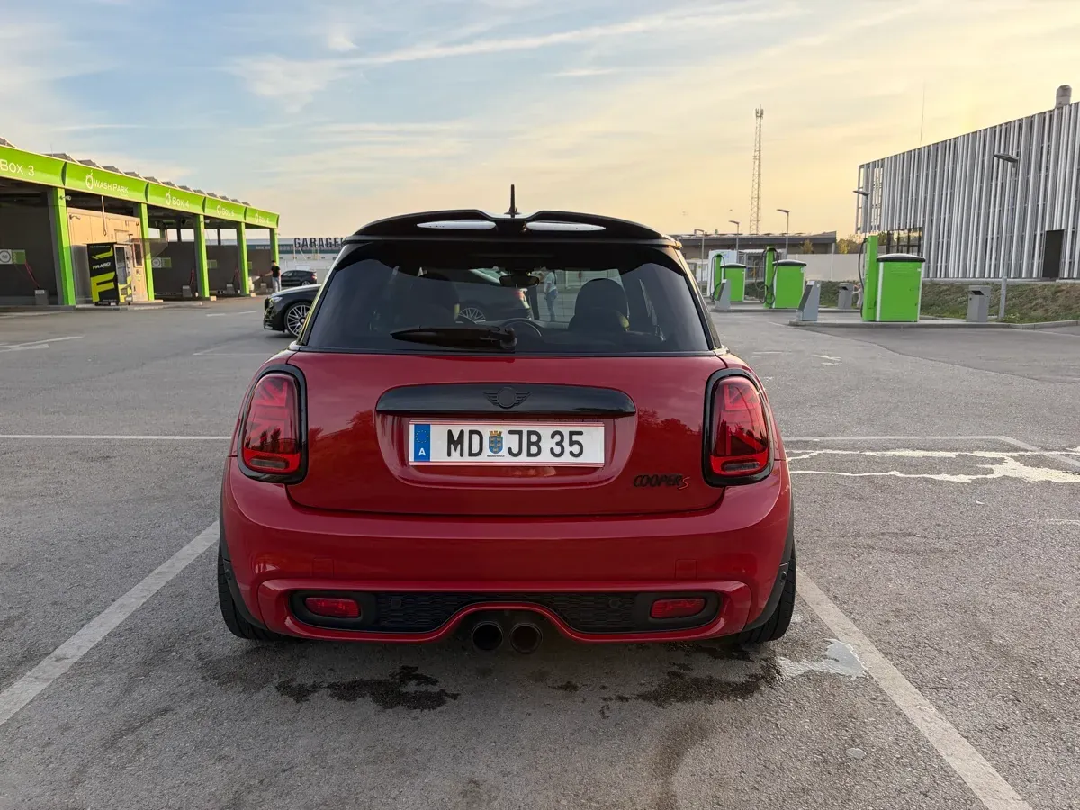 Mini Cooper S 2014 photo 2