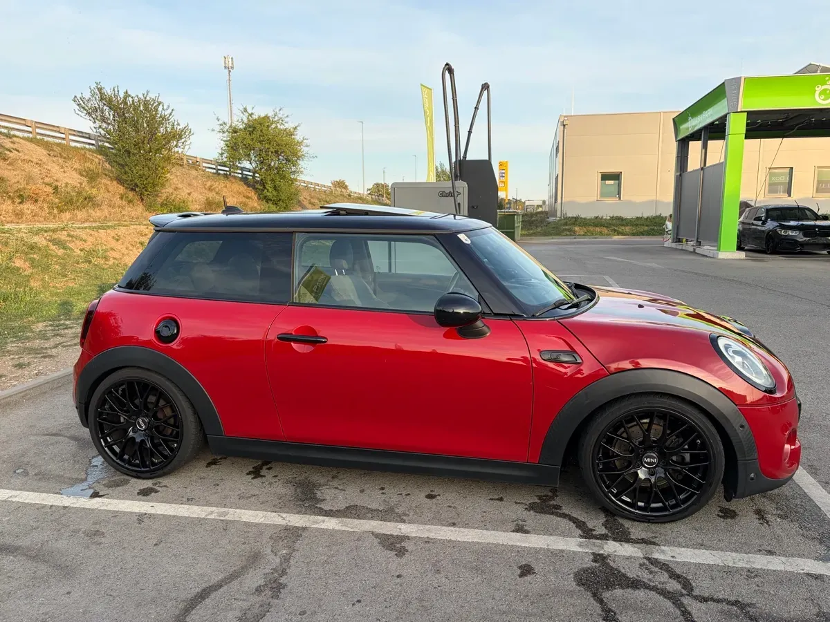 Mini Cooper S 2014 photo 3