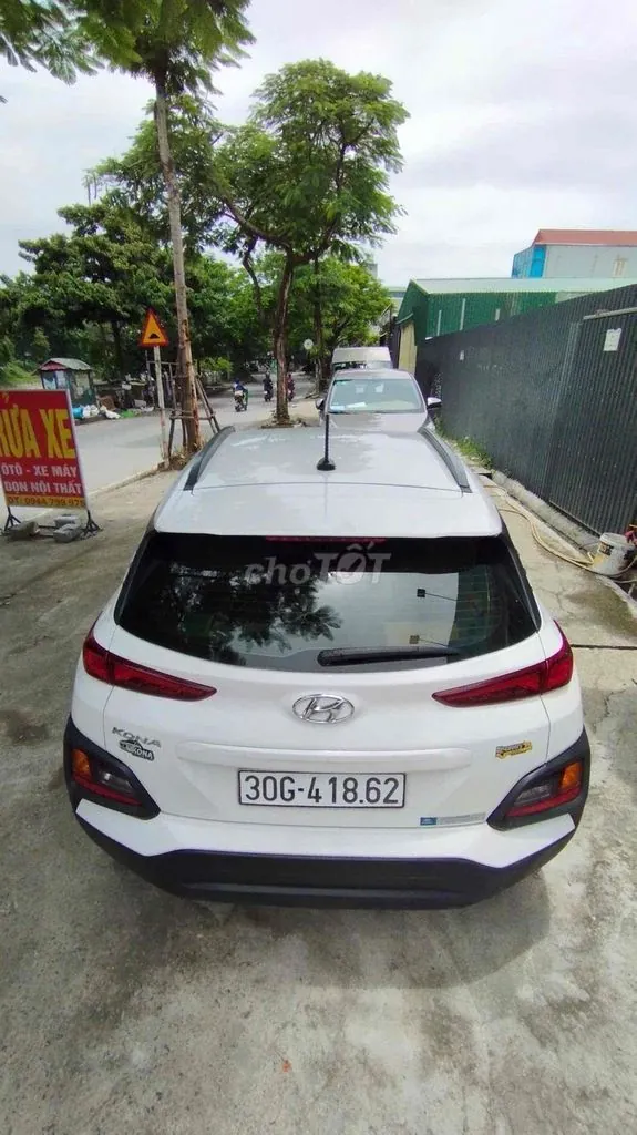 Hyundai Kona