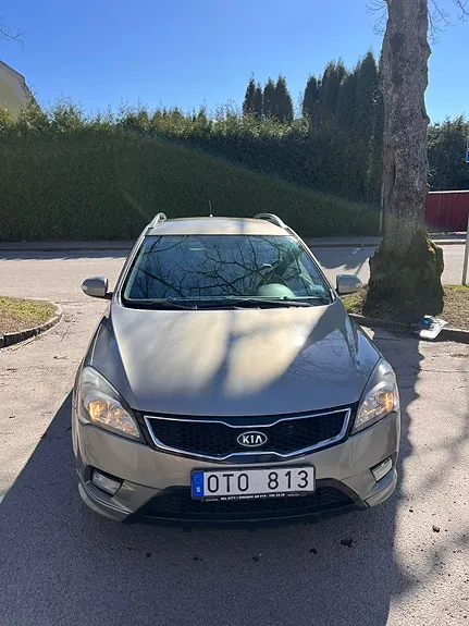 Kia Ceed 2012 photo 2