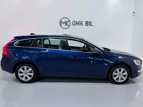 Volvo V60 2015 photo 4