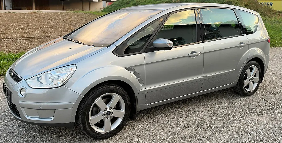 Ford S-Max