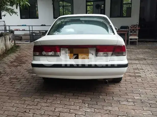 Nissan Sunny 1999 photo 2