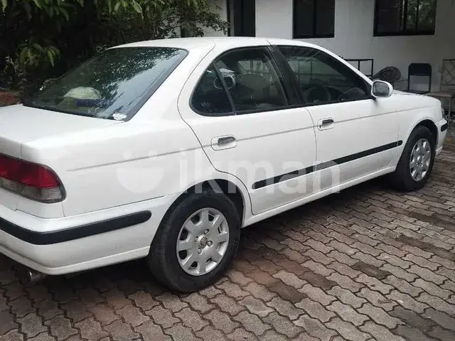 Nissan Sunny 1999 photo 3