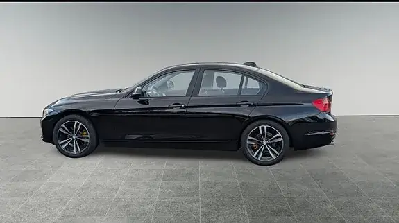 BMW 320D 2012 photo 4